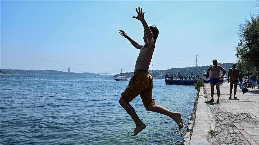 Meteoroloji uyardı: Bu 34 ilde 40 dereceyi göreceğiz! Hafta sonu dışarı çıkmak tehlikeli olabilir 11